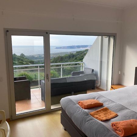 Villa With Views Over The Atlantic Ocean And Swimming Pool Famalicão 外观 照片
