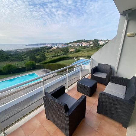 Villa With Views Over The Atlantic Ocean And Swimming Pool Famalicão 外观 照片