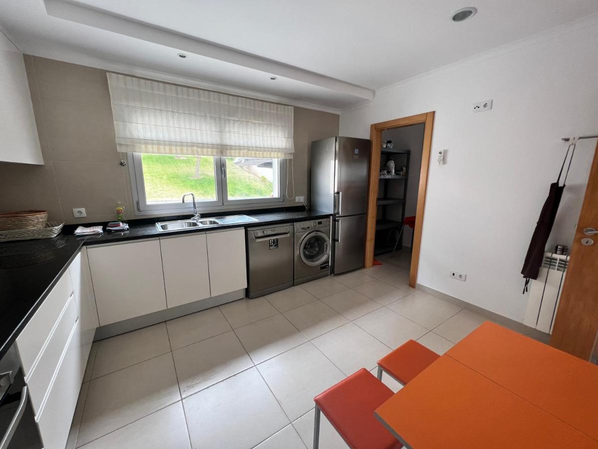 Villa With Views Over The Atlantic Ocean And Swimming Pool Famalicão 外观 照片