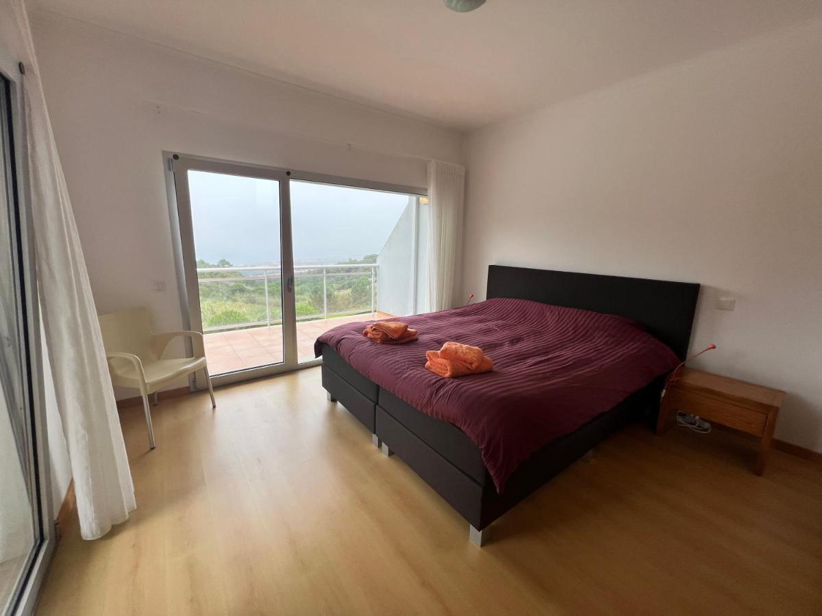Villa With Views Over The Atlantic Ocean And Swimming Pool Famalicão 外观 照片