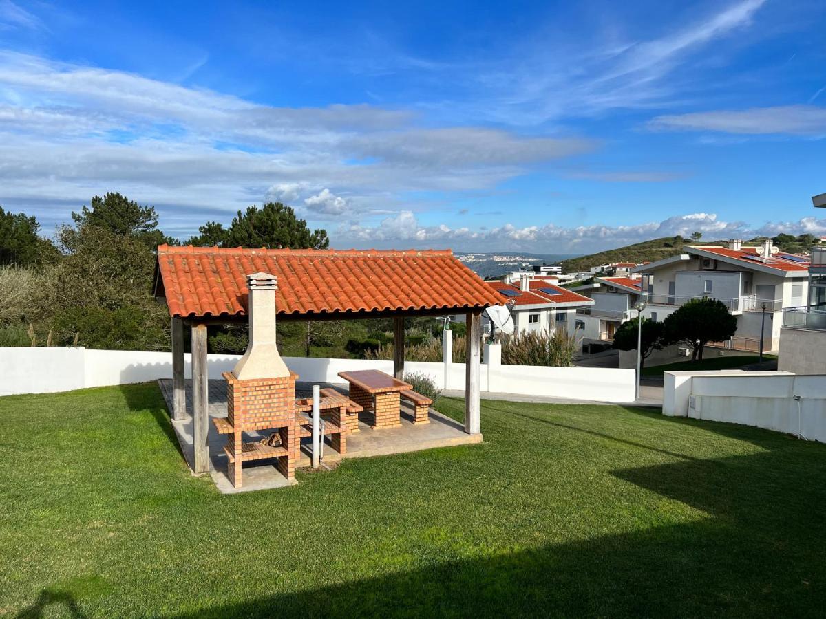 Villa With Views Over The Atlantic Ocean And Swimming Pool Famalicão 外观 照片